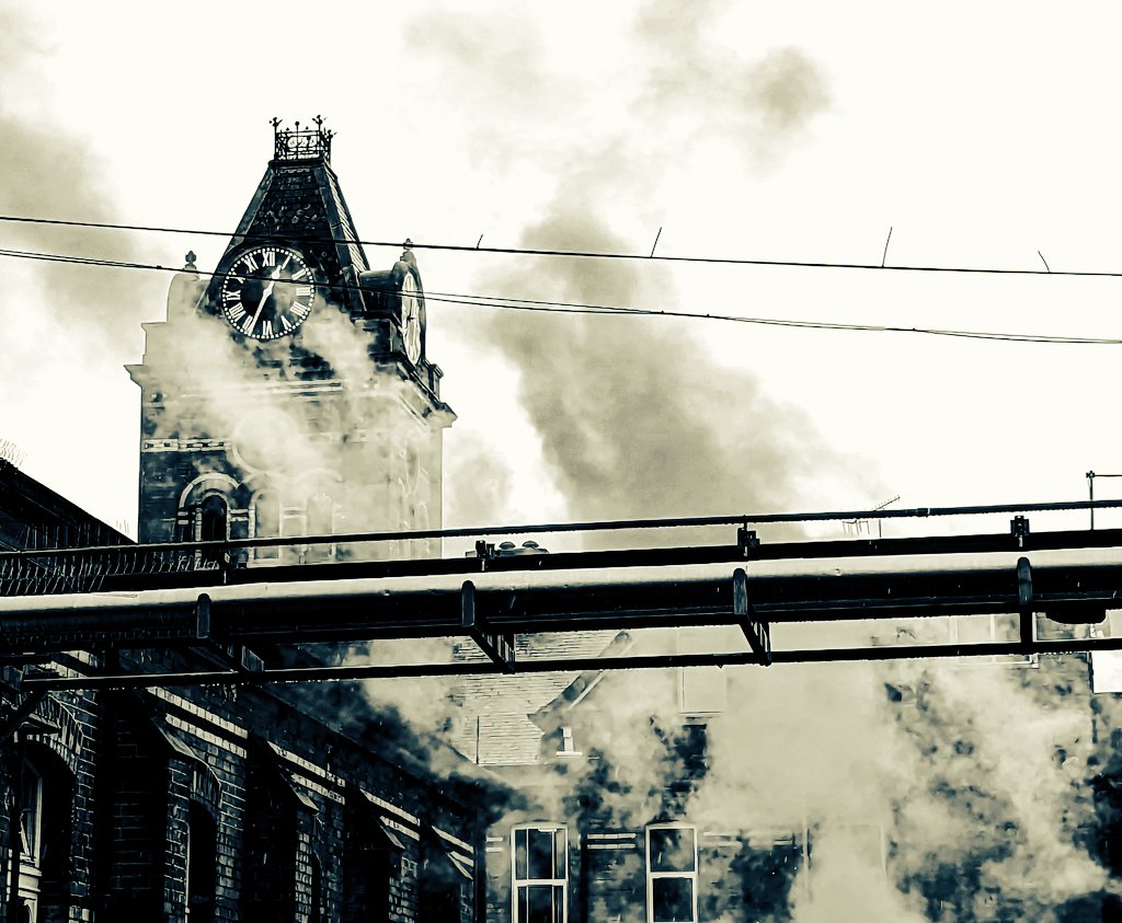 Tiamatnoir's tweet photo. Silent horror aesthetic. Monday morning at work.  #clocktower #northerngeneral https://t.co/uE6v92cbcp