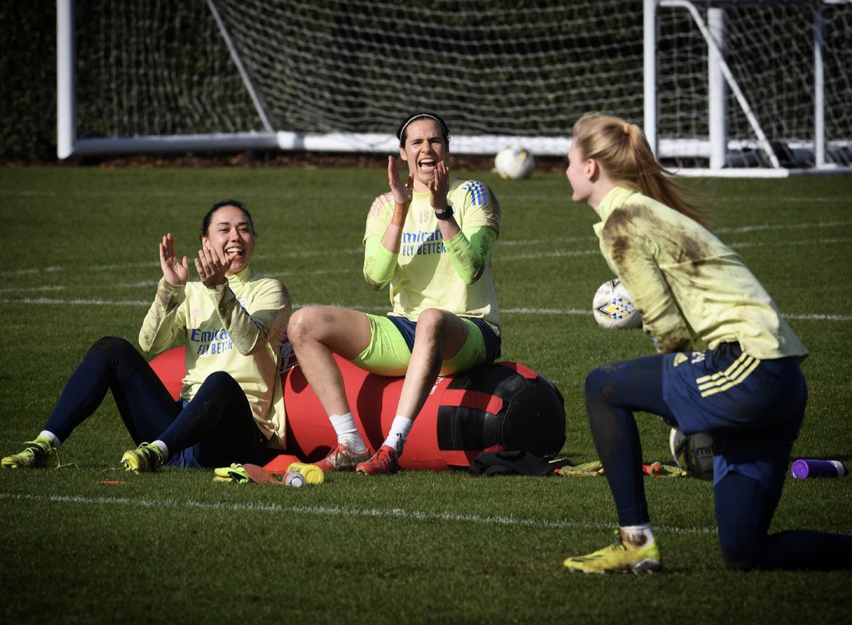 Fran Stenson tweet media