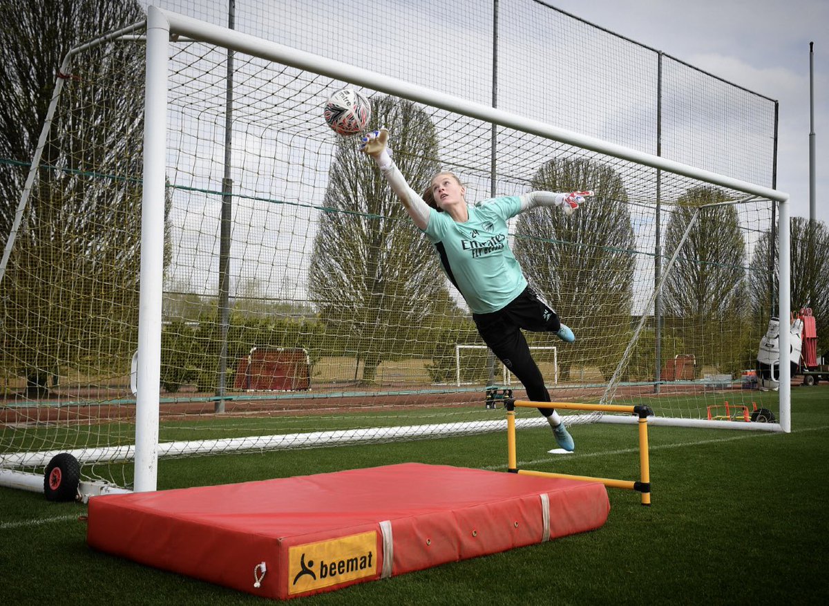 Fran Stenson tweet media