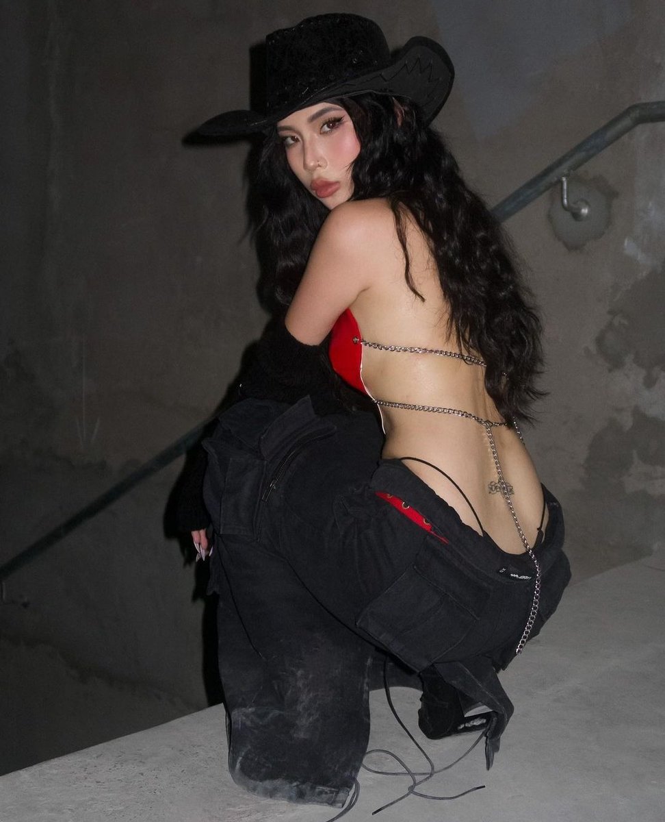 ㅤㅤ  ㅤ   interaction call!!
          looking for ppl to plot with           
                  rp accounts only 
             drop a like if I can dm
                    nsfw/18+ only

                [#krp #rp #nsfwrp]