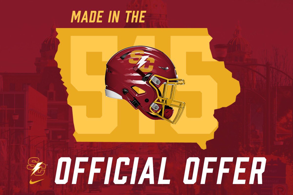 Blessed to receive my third offer to continue my football career in college at Simpson! @ReedHoskins @CoachKauz @Braedon_Draper