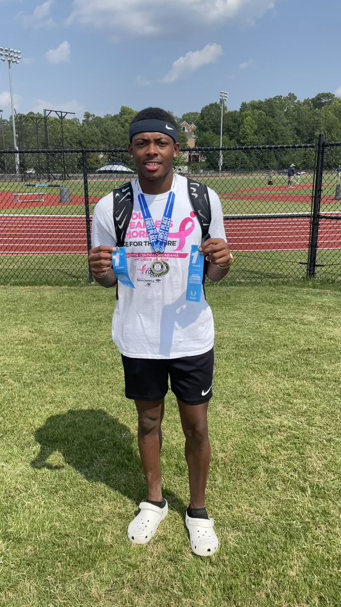 MittyJumpz's tweet photo. I want to thank God for the opportunity of a lifetime, blessing me to be able to compete with some of the best track &amp; field athletes in america at U20s in eugene,oregon 🙏🏽🛐 make sure you tune in and watch me friday July 7th at 3:05 on the usatf 🇺🇸 like stream! https://t.co/Mat5g4mPbl