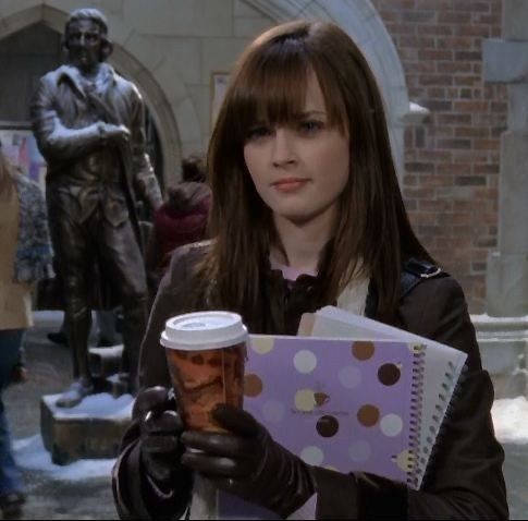 incrrectgilmore's tweet photo. this account is a safe space for people who stan yale rory. <3 https://t.co/pmYQhctMI6