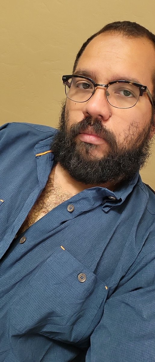 What are something yall would like to see? Big dude, little space. I'm a soft top, just a good boy wanting to show off a bit. #bearlife #Bears #leather #DADDY #nsfwaccount #onlyFans #singledad <a href="/ursa_major/">Mike Kodiak</a>