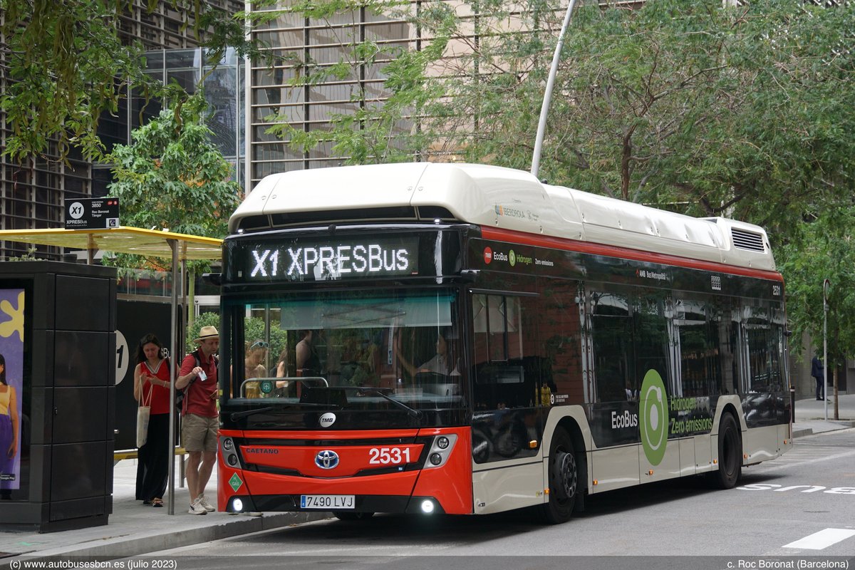 AutobusesBCN's tweet photo. Hoy se ha ampliado la línea X1 #XpresBus de @TMB_Barcelona  hacía la zona del 22@, situando su nuevo final en la calle Roc Boronat entre las calles
de Bolivia y Tánger. Aún por su ampliación al 22@, su marcador sigue poniente Glòries https://t.co/WsdOBdJZ1R