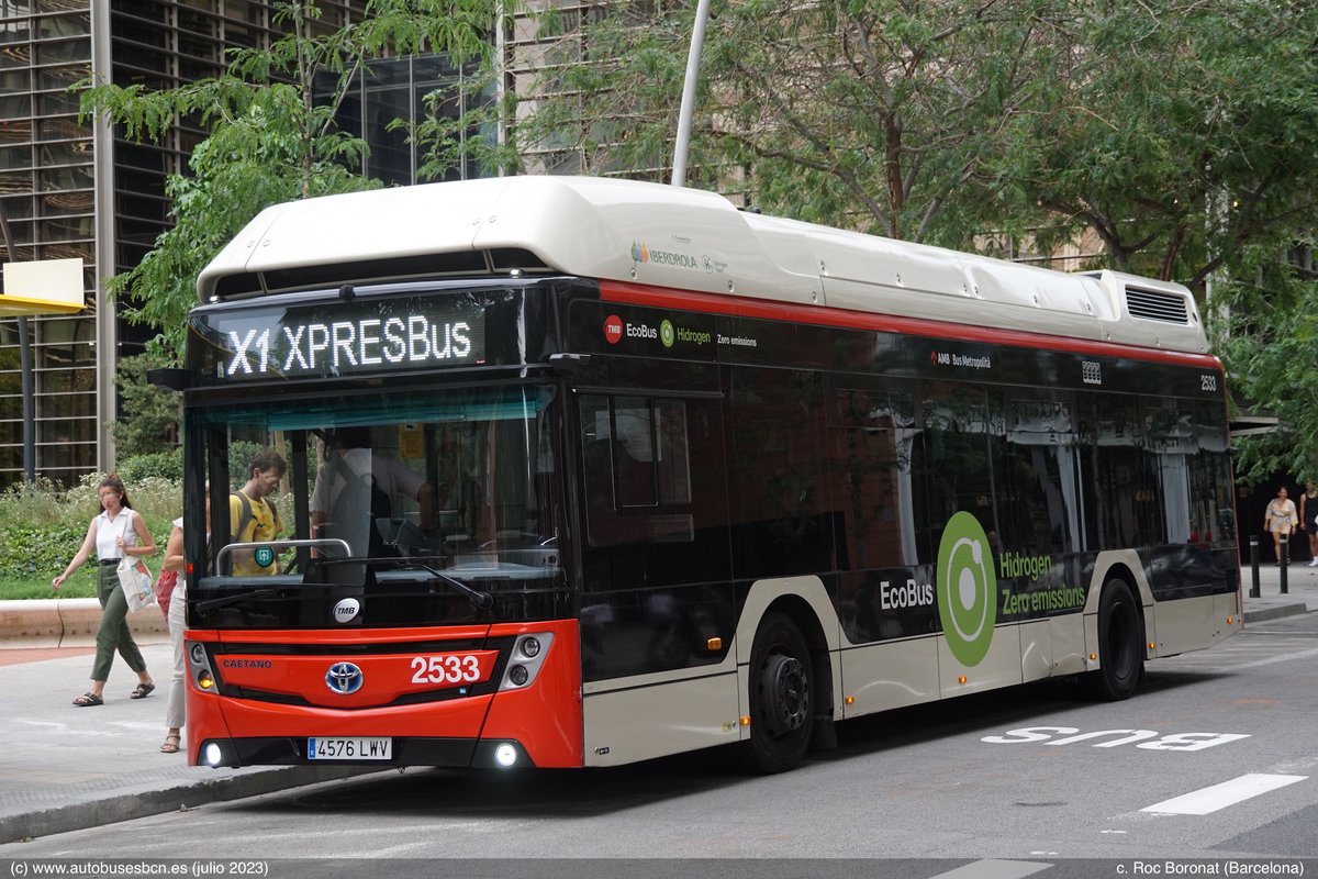 AutobusesBCN's tweet photo. Hoy se ha ampliado la línea X1 #XpresBus de @TMB_Barcelona  hacía la zona del 22@, situando su nuevo final en la calle Roc Boronat entre las calles
de Bolivia y Tánger. Aún por su ampliación al 22@, su marcador sigue poniente Glòries https://t.co/WsdOBdJZ1R