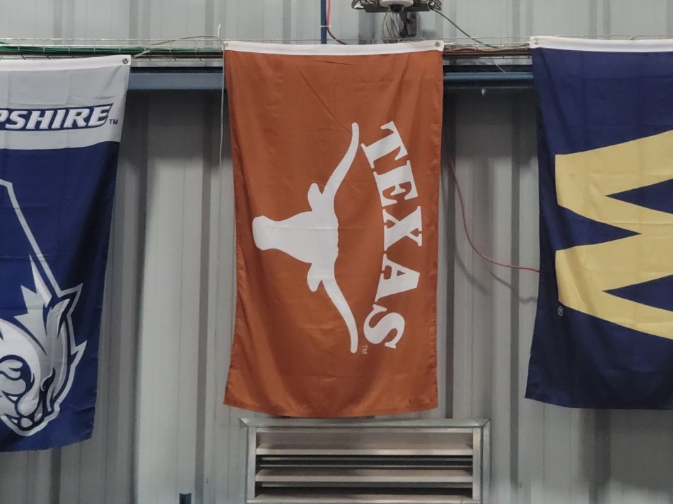 🗓️Had an unforgettable experience at the NHERI EF Hinsdale Wave Research Laboratory Workshop last week! 🌊 It was truly special to see the flags of all the universities I've graduated from and currently work at. #Hanyang @VirginiaTechCEE @ut_caee #NHERISpotlight @NheriEco