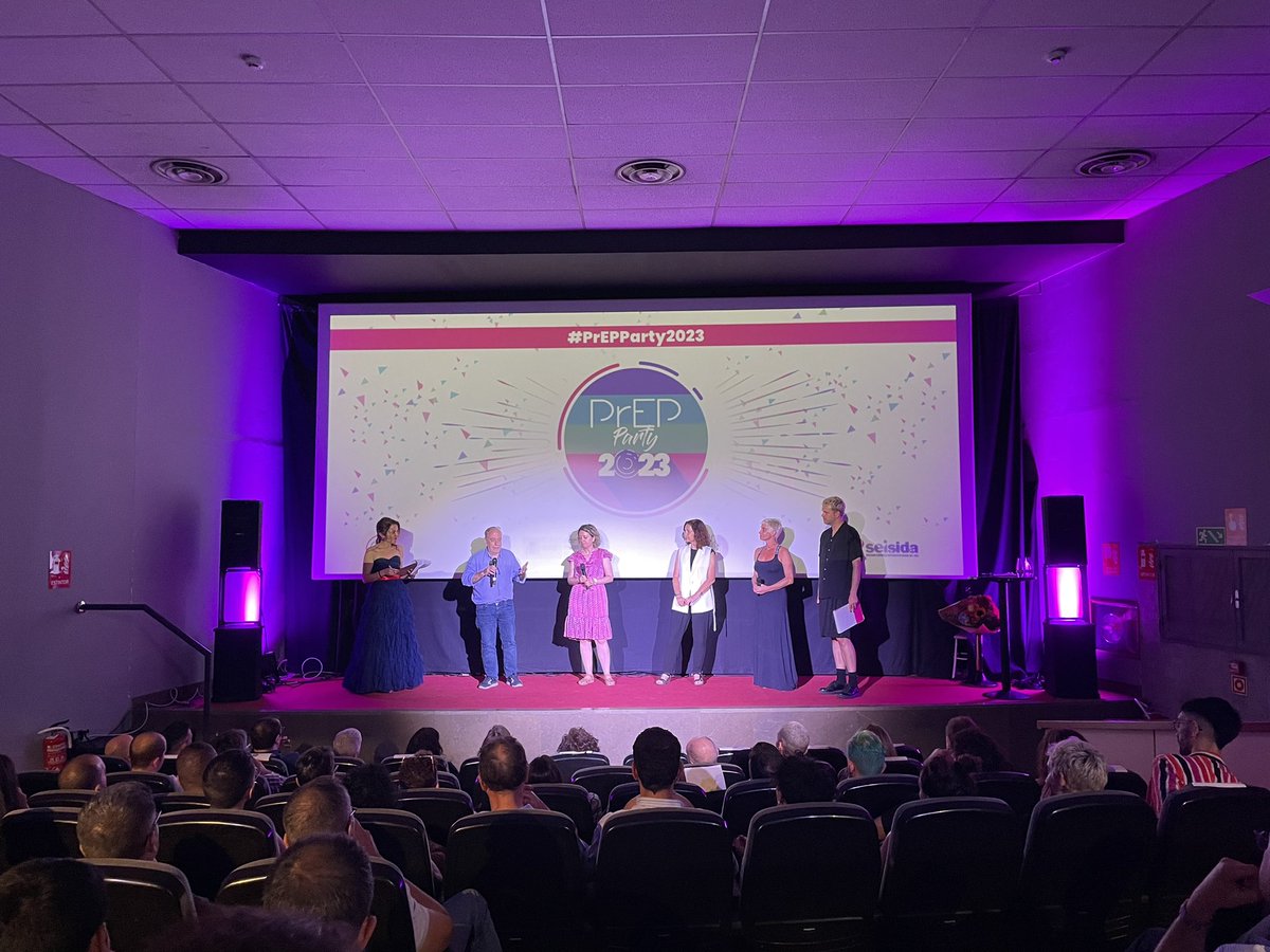 #prepparty2023  <a href="/Seisida/">SEISIDA</a> Un año más en esta fiesta promoviendo la #prep, la prevención combinada y luchando contra la pandemia del #vih.