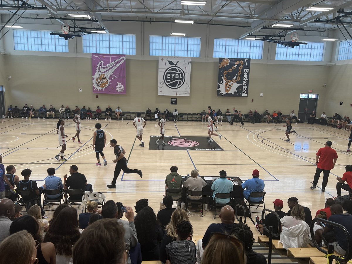 . @nightrydaselite 16s vs @ProSkillsEYBL 

Magic, Thunder, Clippers, Kings, Trailblazers, Nets, Bulls, Warriors https://t.co/4HQ4l6xN84