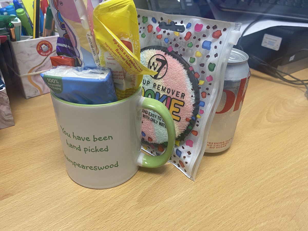 Miss Heffernan tweet media