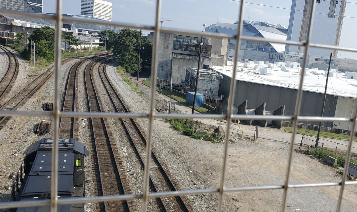 #RunChat tweet media