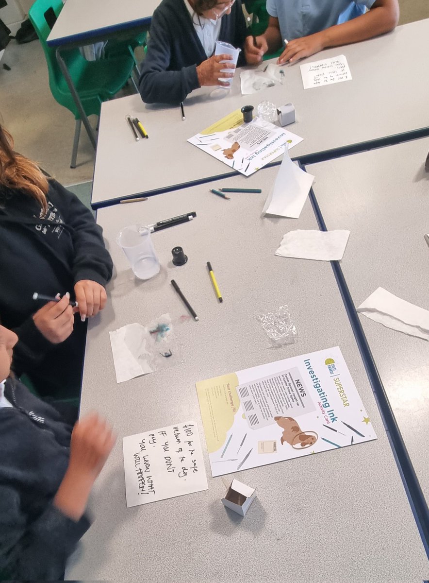 _MissBragg's tweet photo. Science club- investigating ink! Testing out different pens using blotting paper and water to see which pen was used to write the ransome note!🖊📝🖋🕵‍♂️🕵‍♀️ @MayParkPri https://t.co/0MavAlaMwC