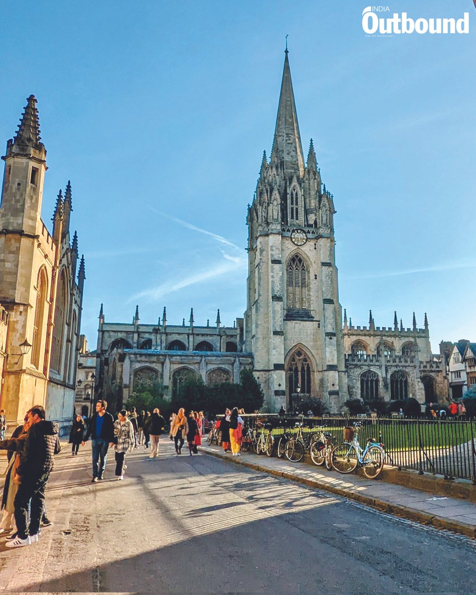 🇬🇧 #IODESTINATIONS: University Church of St Mary the Virgin is the spiritual heart of Oxford, oldest university in the United Kingdom. 📍Oxford, United Kingdom @UniofOxford @VisitBritain 📸 @_varshasingh_ #oxford #visitbritain #lovebritain #unitedkingdom #indiaOutbound