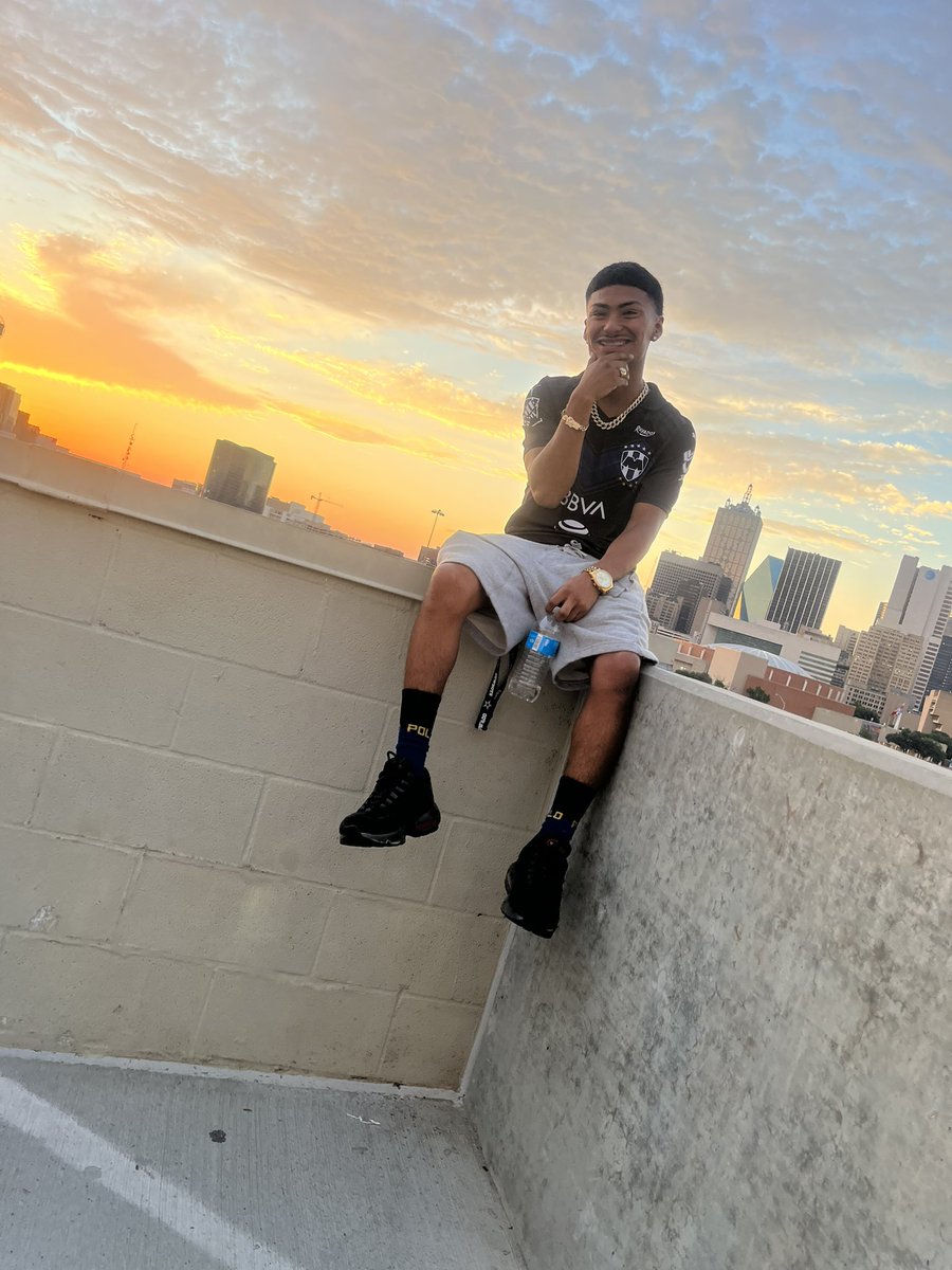 KidNeymar88's tweet photo. https://t.co/hpEoAUzsaF