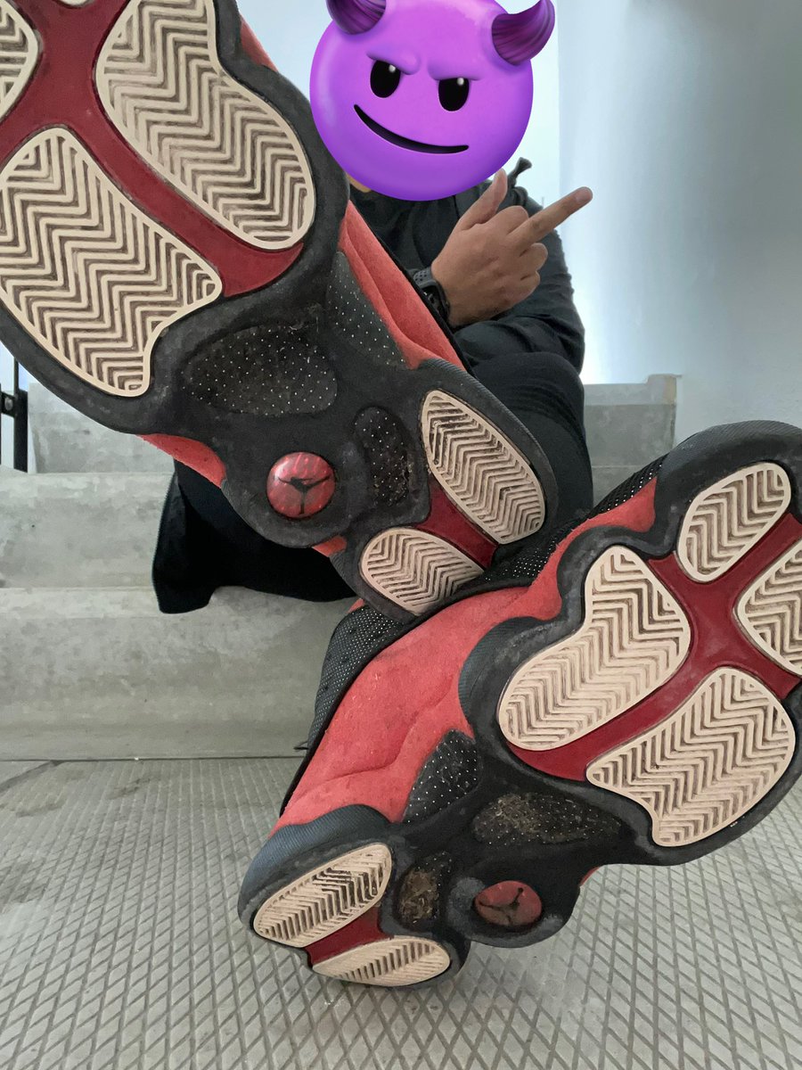 MasterNikey's tweet photo. Wanna be under these Jordans? 😏😈 #sneakermaster #sneakerslave #tramplingmaster #dominancegay #dominantmen #sneakerplay https://t.co/5MJrLa4u8x