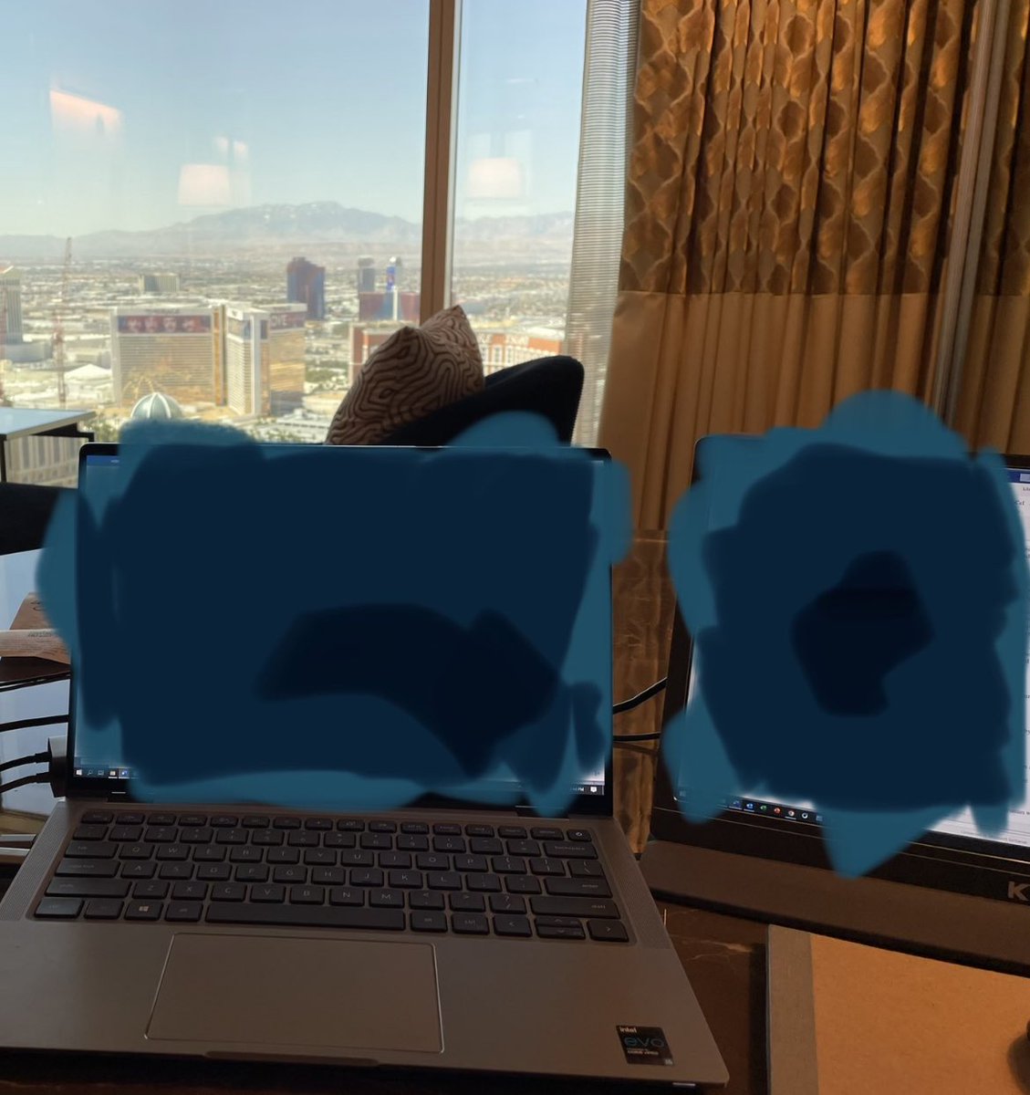 Elena_MR's tweet image. #partnerlife is more like this.