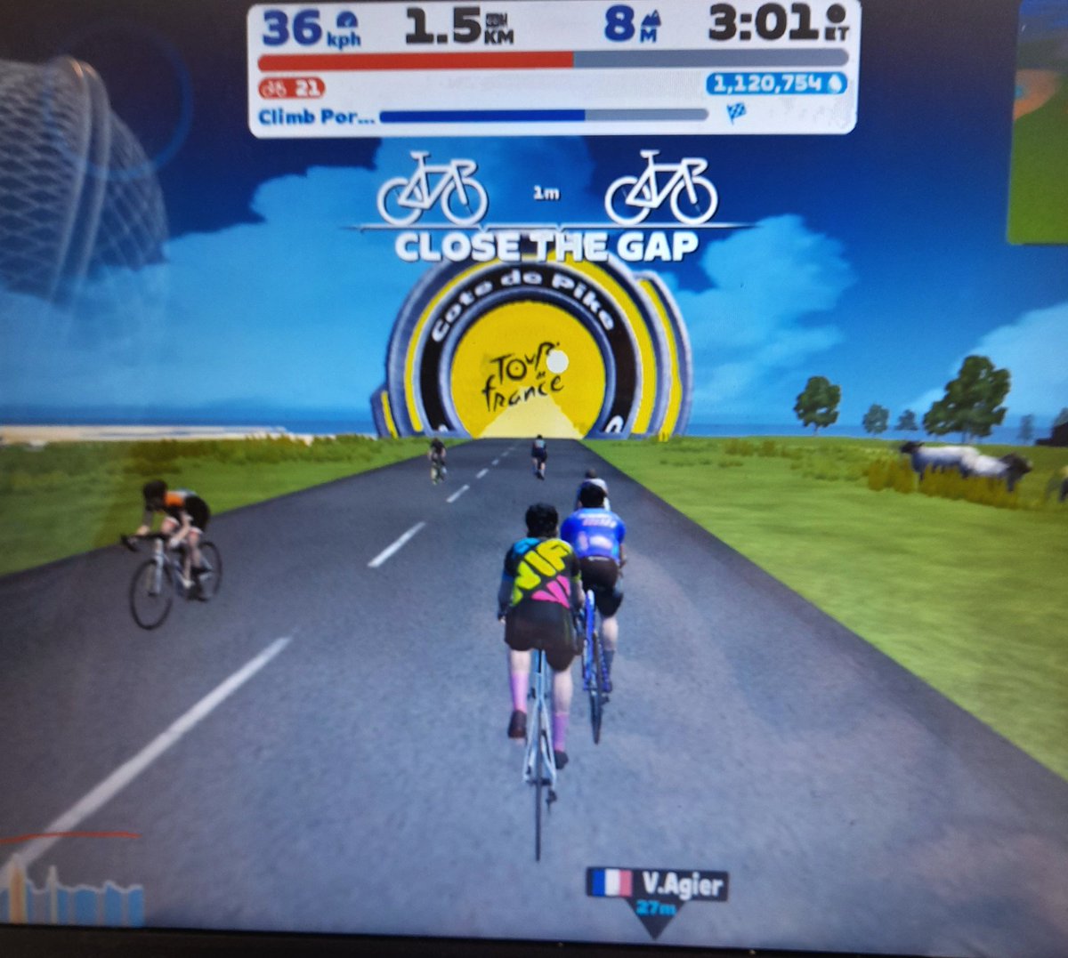 droverthinker's tweet photo. Might be a full time dr  but climbing a route along the TdF is always essential.... even if it's virtual. 

#TourDeFrance2023 #cycling #Zwift https://t.co/QQAr1O1YlS
