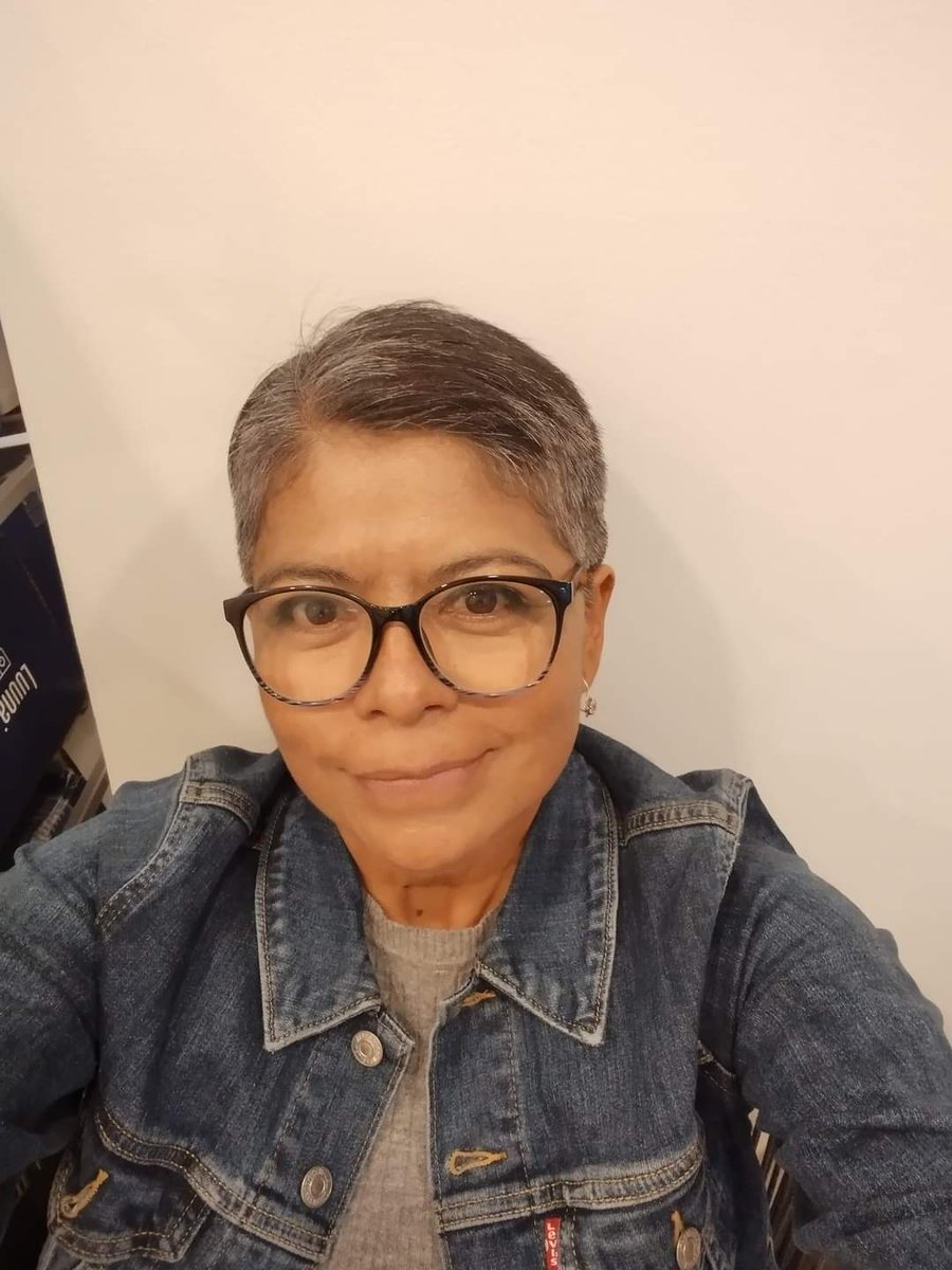 RChimalli's tweet photo. Hoy es día de júbilo para quienes conformamos la Red Chimalli, celebramos el cumpleaños de nuestra querida Presidenta. En hora buena maestra @MaryCiudadana00, por muchos años más. Gracias por tu compromiso con los derechos de todas y todos. #Oaxaca #Sororidad #MujeresTrabajando https://t.co/FfZqDm73nW