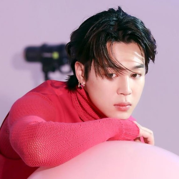 viraltakes's tweet photo. “Like Crazy” by Jimin (3.31M) was the most-streamed song by a K-Pop act on Spotify Counter yesterday, surpassing Cupid by FIFTY FIFTY (3.1M). https://t.co/EcjnhHpYOG