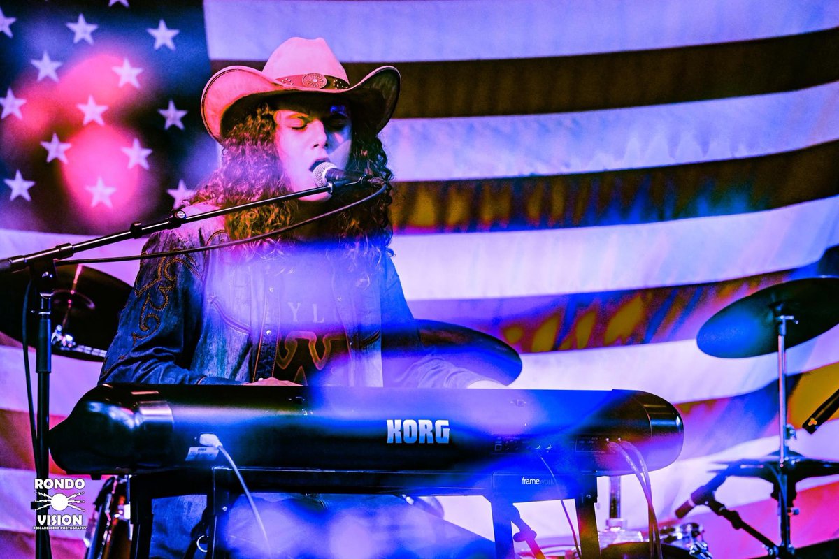 Dylan Zangwill tweet media