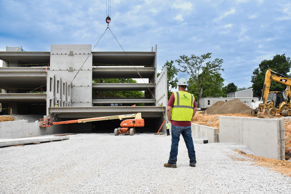 EastWestbrook's tweet image. Sizzling summer days, epic construction underway! ☀️🚧

#ConstructionUpdates #ConcreteConstruction #ComplexConstruction #ConstructionTeam #IndustrialConstruction #StructuralConcrete #GeneralConstruction