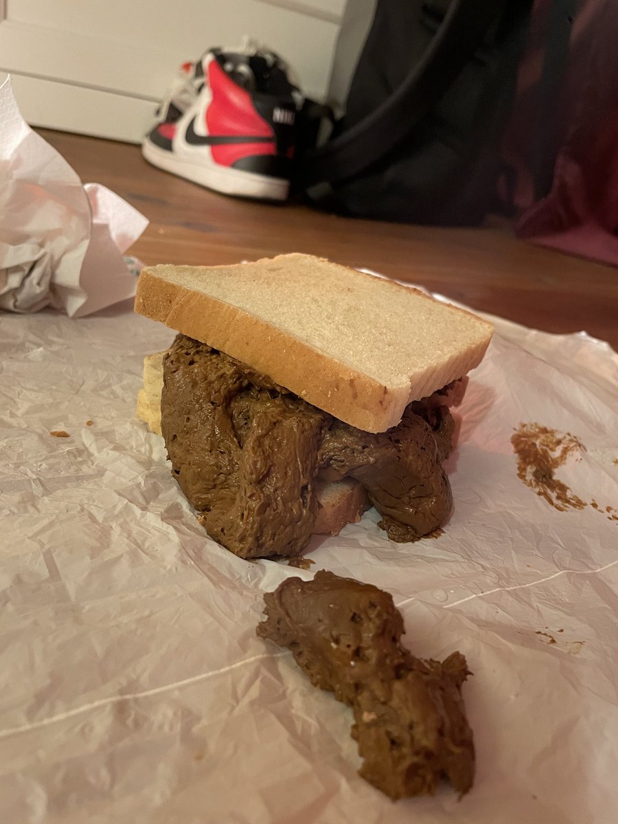 969Shotz's tweet photo. Who's gonna eat ? 😈🐷 Come on piggies 💩 
#scat #gayscat #poop #shit #merda #scatguy #scatmen https://t.co/XmRYKAvfrm