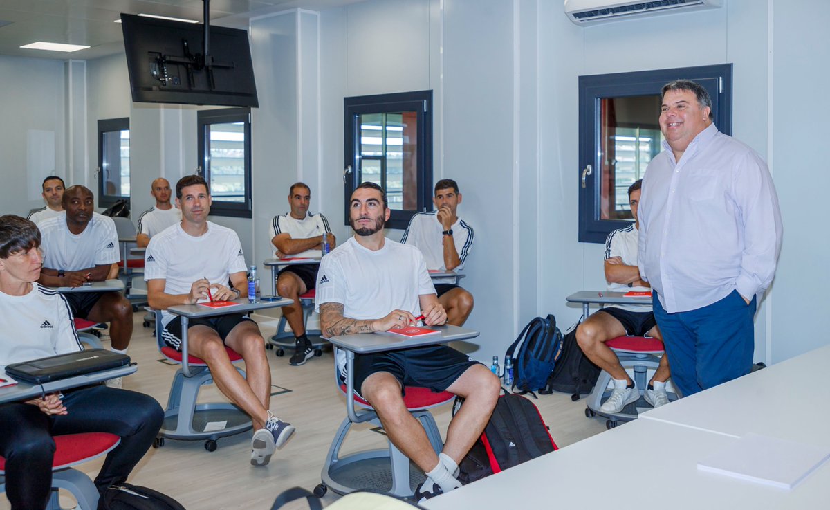Academia RFEF tweet media