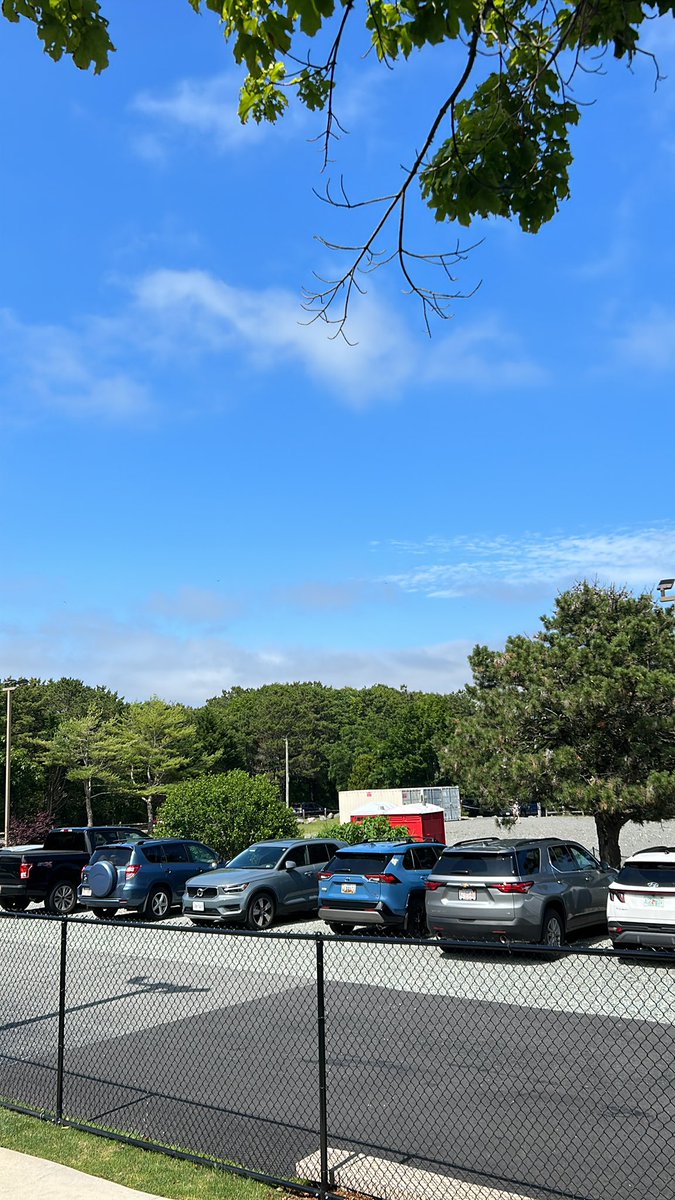 MrMusta10059358's tweet image. Looks like a fog bank moving in #SandwichMA