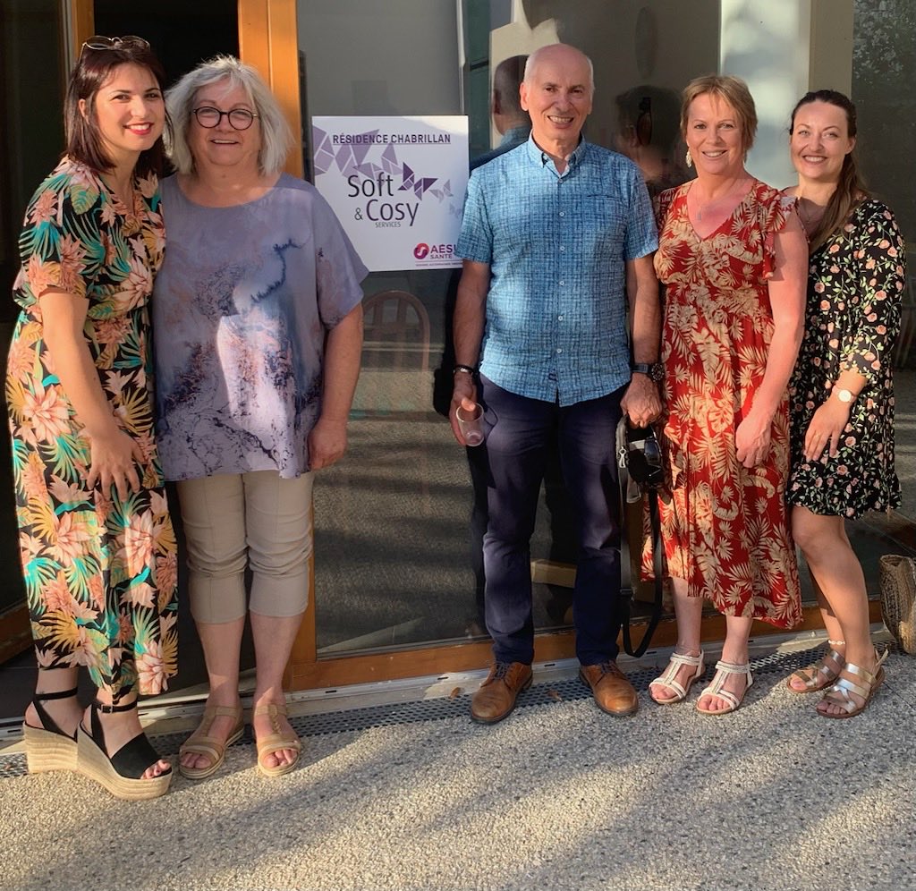 Jean-Luc Pinède président de la Mfsra a rendu visite à la résidence soft and cosy de Chabrillan à Clerieux pour une soirée conviviale avec les résidents et les responsables de Daphné de Romans et Elisa la responsable @Aesio santé