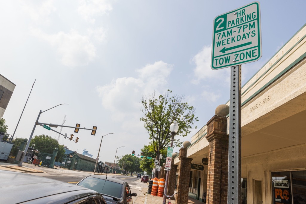 MichaelLAllen's tweet photo. Newport News considers changes to parking rules, including fees and development requirements – Daily Press https://t.co/0PhraItoX1 https://t.co/j973Kkq58R