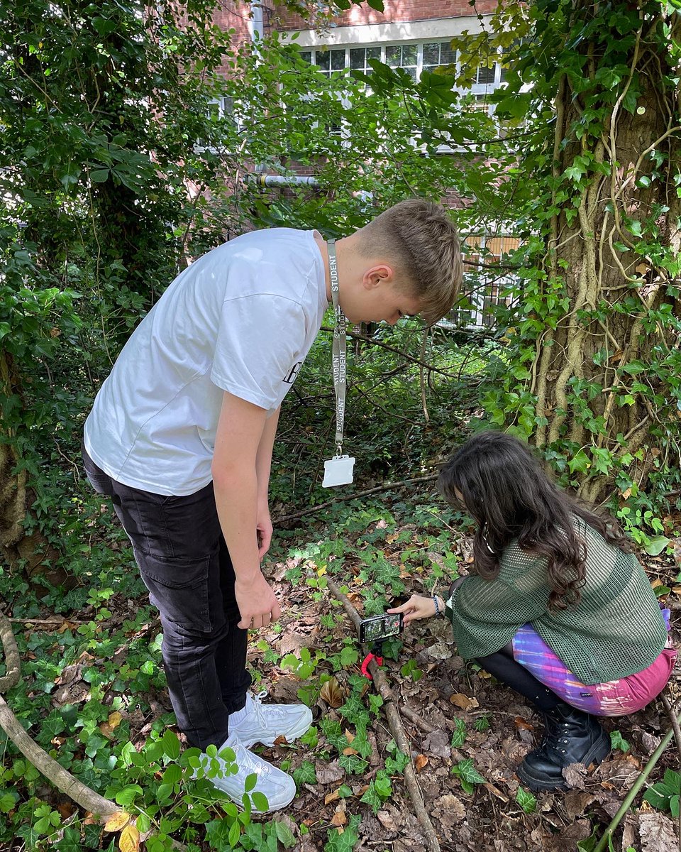 gary_rose's tweet image. Ready for a week of Y12 @PearsonBTECAppr #BTECCDMP being #onlocation experimenting with #singlecamera techniques in the “film set” outside my classroom!

They’ve prepared for Unit 10 #NetflixOriginal project by creating #preproduction for a new drama in the crime/thriller genre.