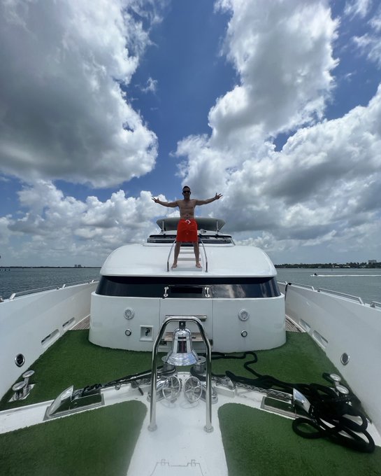 I&rsquo;m on a boat!   #brazzers https://t.co/Ys80kYDlHH<a href="/tag/brazzers"class="tags">#brazzers</a>