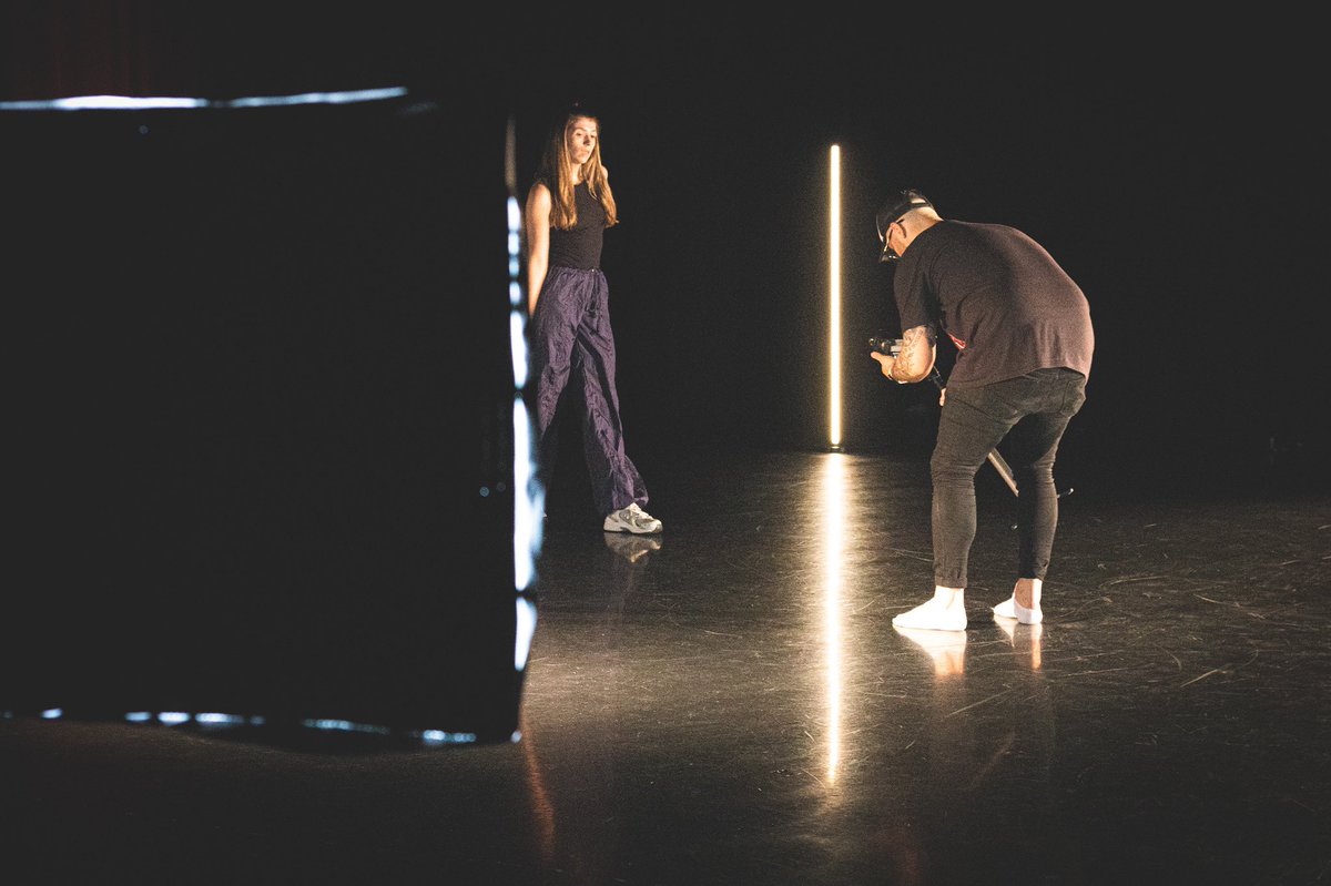 Lots of Dance Reels booked in! 🤝🏼
.
A strong dance reel can be the catalyst in your career, helping with submissions, strengthening your spotlight Cv and sometimes getting you that job!! ✅
.
#dance #performer #showreel #dancer #instadaily #videography #SMYR😎🎥