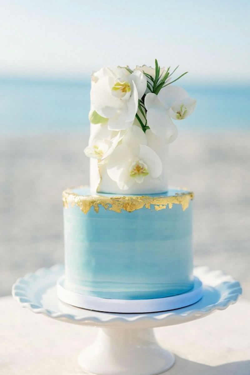 FianceeBodas's tweet photo. Pasteles de boda en tonos aqua y azul para atraer vibras tropicales a tu celebración: https://t.co/eIcKtwBnHi https://t.co/TloWHBfnJe