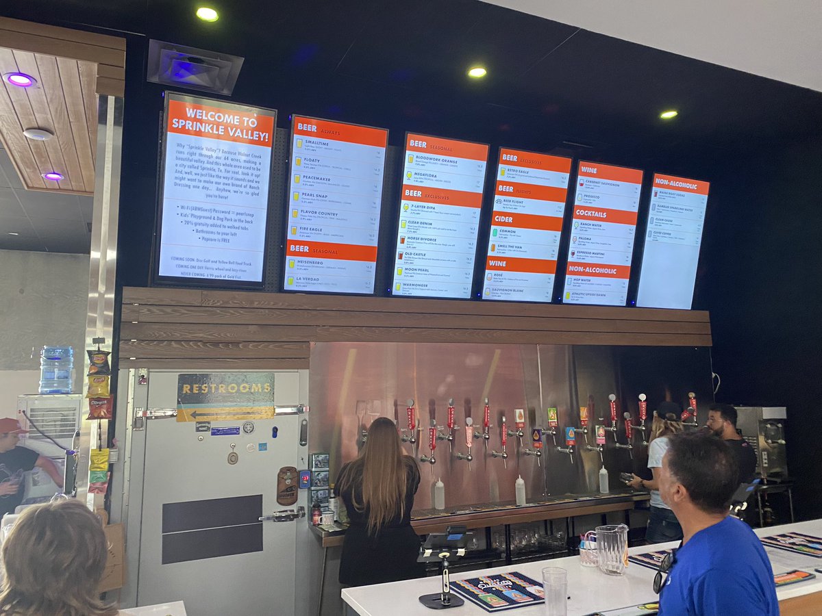 BeerExplrsGuide's tweet photo. @AustinBeerworks love the new spot! Cant wait till i can enjoy the awesome outdoor space! Stayed inside where the AC was for the most part 😎 im weak 😞 beer always on point 🍺👌 #thebeerexplorer #texasbeer #craftbeeraustin https://t.co/bHuDbttxmY