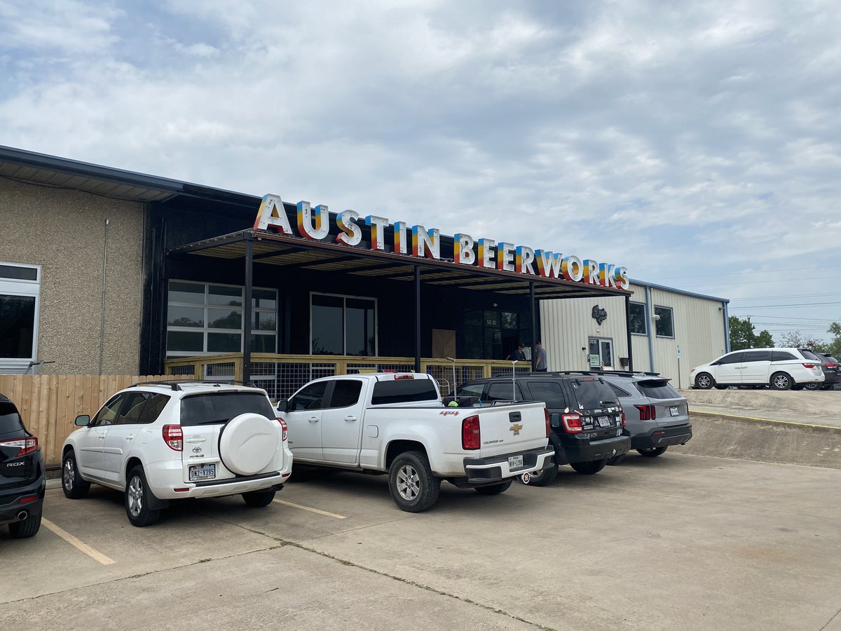 BeerExplrsGuide's tweet photo. @AustinBeerworks love the new spot! Cant wait till i can enjoy the awesome outdoor space! Stayed inside where the AC was for the most part 😎 im weak 😞 beer always on point 🍺👌 #thebeerexplorer #texasbeer #craftbeeraustin https://t.co/bHuDbttxmY