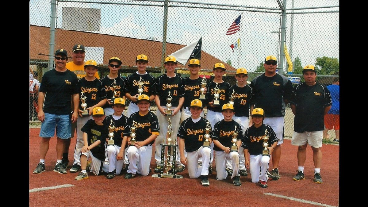 steviestripes's tweet photo. A couple years later another group of Stingers came along and added to the 5B trophy collection
Thankful to Mr Biles and the coaches that made this happen for us
Great memories
@greggt13 @Rvincent512Rick 
@KarlingChase @DevinRyan17 
@_gt13 @JdBrown345 @AustinGuthrie74 https://t.co/CngVkaB81Q