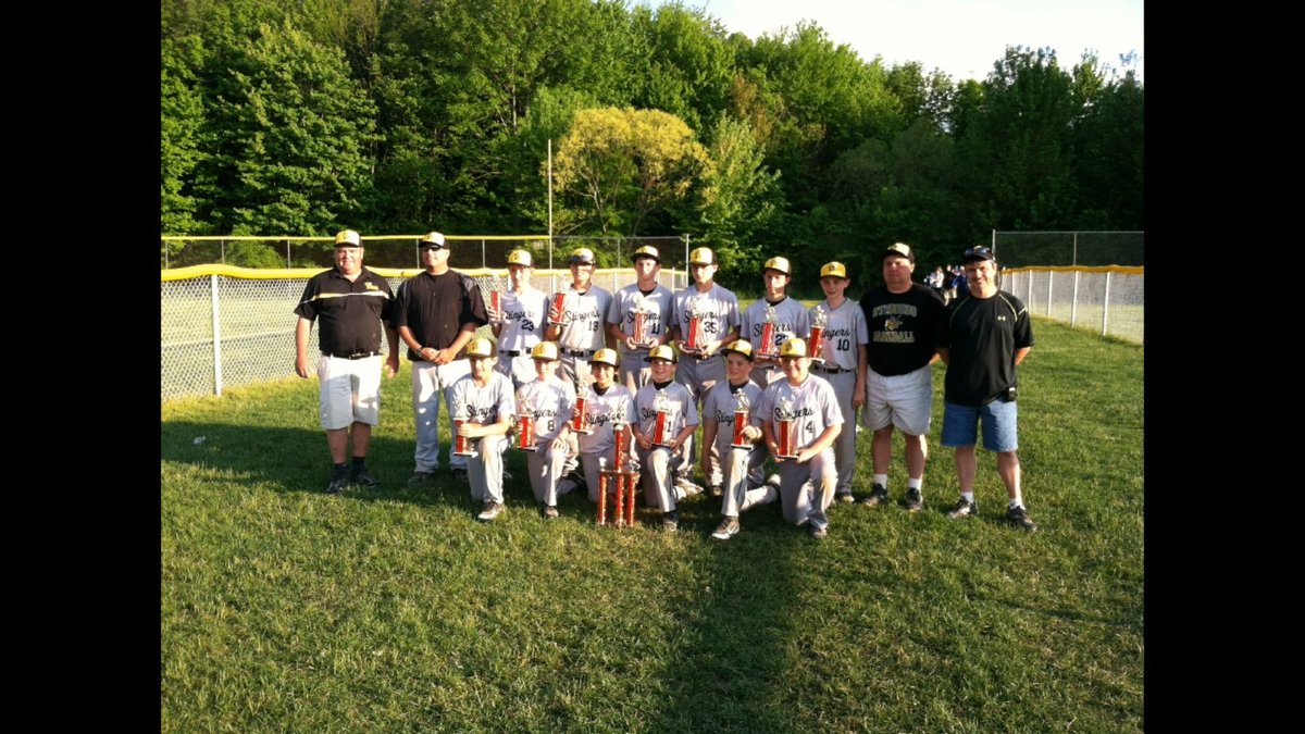 steviestripes's tweet photo. A couple years later another group of Stingers came along and added to the 5B trophy collection
Thankful to Mr Biles and the coaches that made this happen for us
Great memories
@greggt13 @Rvincent512Rick 
@KarlingChase @DevinRyan17 
@_gt13 @JdBrown345 @AustinGuthrie74 https://t.co/CngVkaB81Q