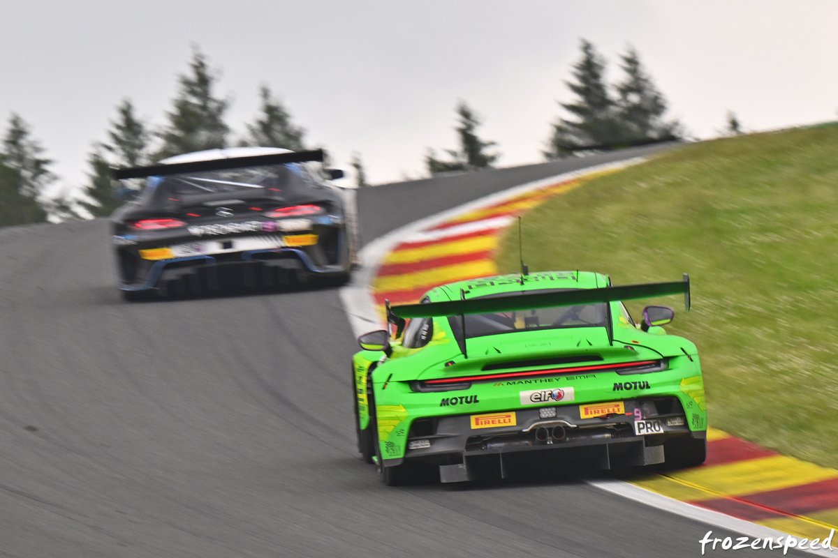 Sliiiiiiiiide.

Manthey GT3R sliding up Raidillon during the last hours of the Spa 24h.
#spa24h #crowdstrike #fanatecgt #gtworldcheu #igtc #TheBiggestGTRaceInTheWorld