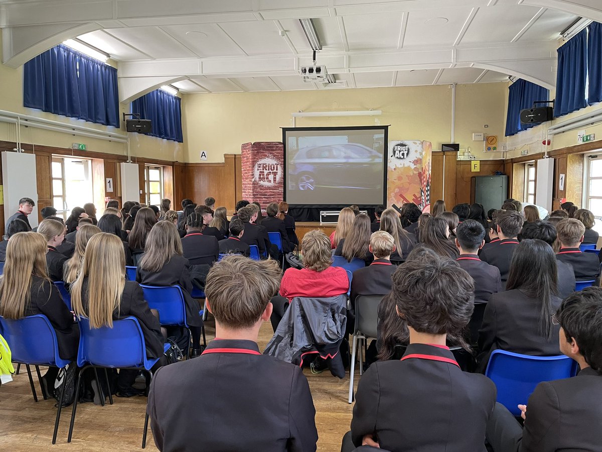 We welcomed the The Riot Act theatre company to HLS today.  They performed a road safety production (funded by @bestwarwickshire) to our Year 9 students!