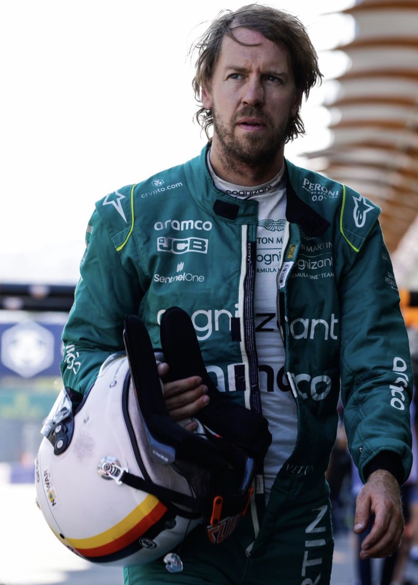 CrazyF1Fan's tweet photo. Happy Birthday King 👑 https://t.co/Sx8jr1VRFm