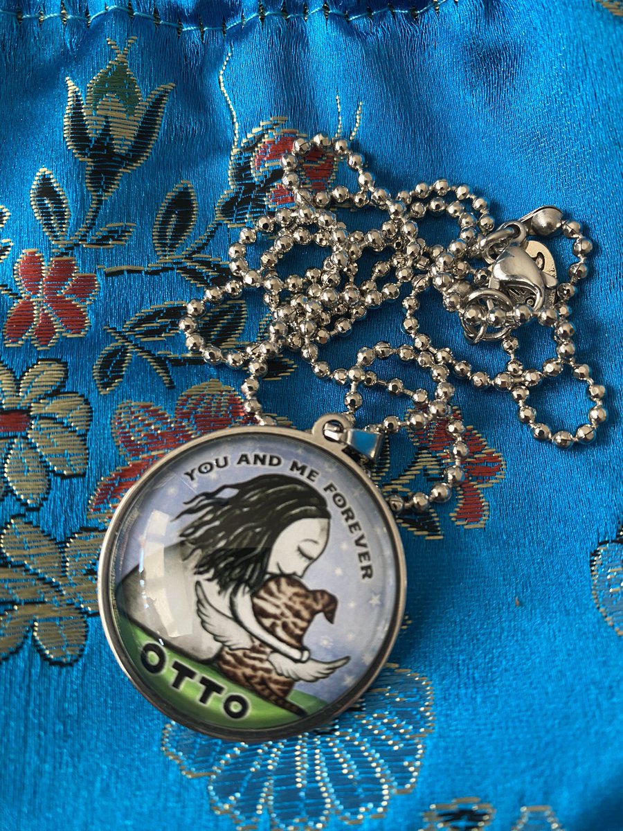 OttoPuddles's tweet photo. ❤️😇 🌈 🙏 

Just a little something for myself - I think of him every day.

@RedandHowling https://t.co/JaREzU3XLT