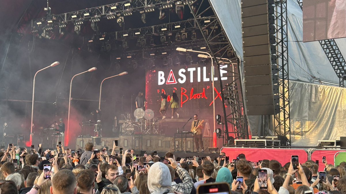 smudgeyboy's tweet photo. 4th time seeing the incredible @bastille live and I get to share it with my lad! @bastilledan @Woodythedrum #BadBloodX #BeyondBadBlood https://t.co/YfKhfWXX0e