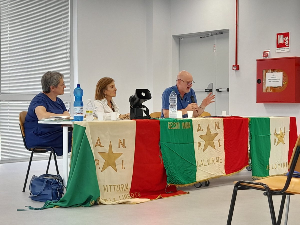 ANPICalvairate's tweet photo. #grazie 🙏a tutte/i i partecipanti, agli organizzatori e ai relatori dell'#iniziativa di #oggi !
Alla prossima! 😉
#coordinamentoanpimunicipio4
#anpicalvairate #bibliotecacalvairate #presidenzialismo #autonomiadifferenziata #3luglio #cabiddu #bellipaci #Merlini #ANPI #milano https://t.co/Ky3PlaclLZ