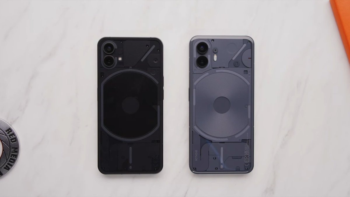 Streetmarvel1's tweet photo. First look at the Nothing phone 2 ✅
Do you like the design ? https://t.co/ZdxMhymmeY