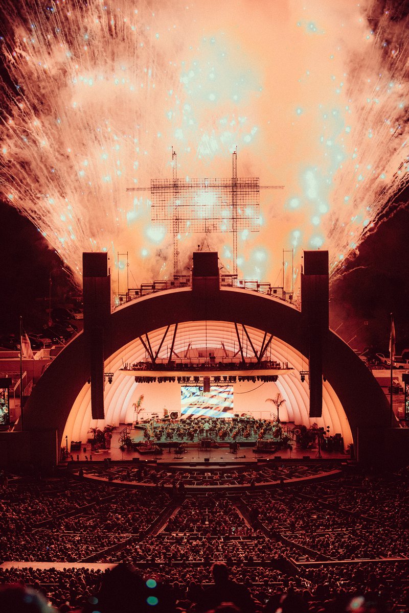 MikeLoveOFCL's tweet photo. What a magical evening at the @HollywoodBowl last night! Can't wait to DO IT AGAIN tonight and tomorrow! https://t.co/tEAiOHUwUZ