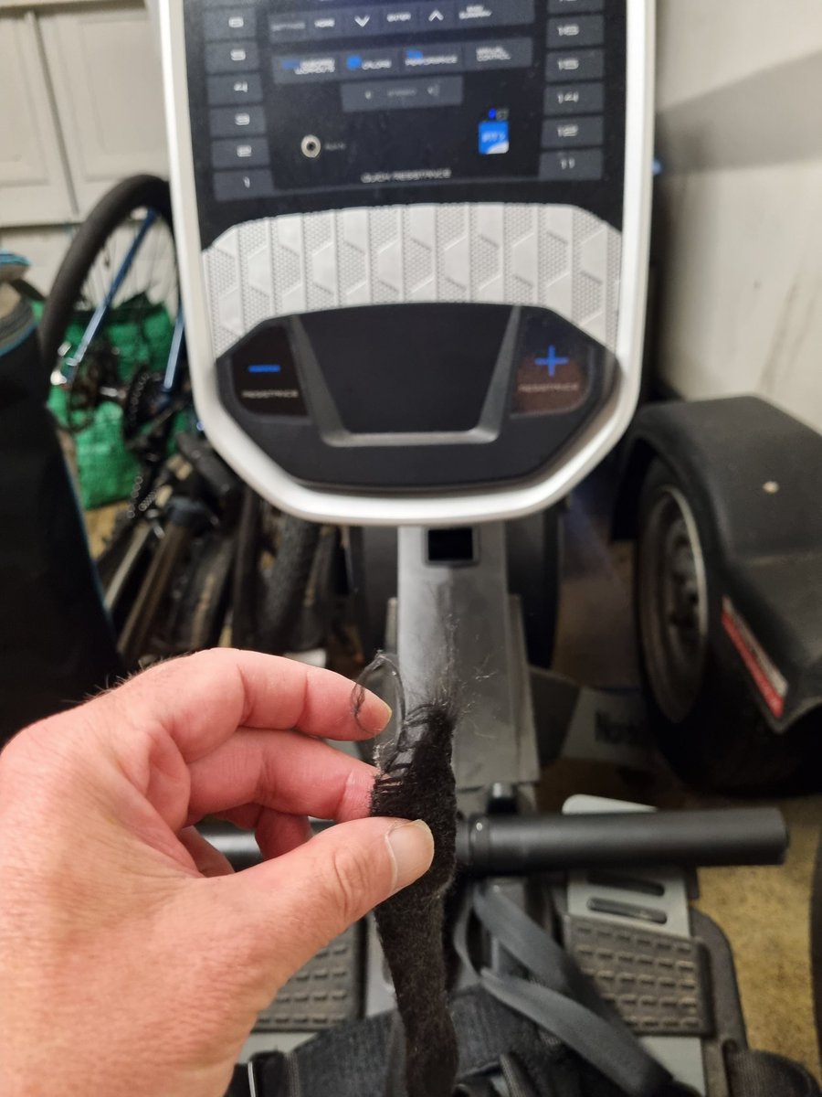 robmargel's tweet photo. Just broke my rowing machine 😢 @NordicTrack wondering if can be fixed 💪💪💪 https://t.co/glI8zD9w3u
