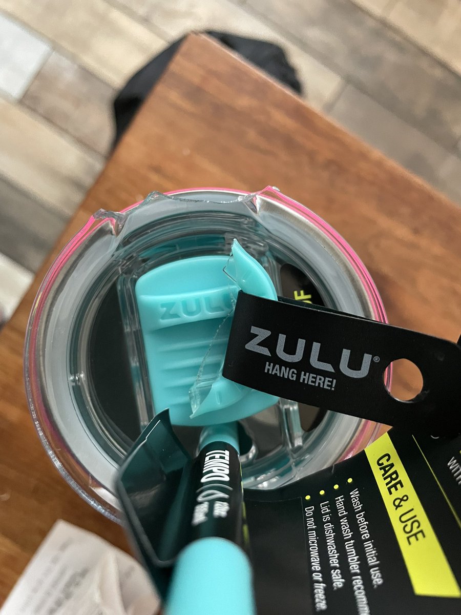 realcstevenson's tweet photo. @ZULUAthletic Bought for my 4yo daughter. Brand new. Fell off the counter and immediately breaks into jagged plastic that pokes the eye when drinking wo straw. #donotbuy https://t.co/eaLsxV55Ts