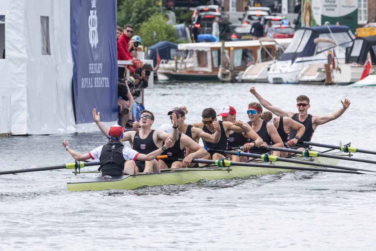 joannerharris's tweet image. Another year, another @HenleyRegatta done and dusted ...

Prouder than I can say of @ThamesRC and all its athletes, coaches and supporters (but especially all the Wargrave crews). Everyone has worked so hard for so long to get us to this point. 🏆🏆🏆

#henley #hrr #rowing ❤️🤍🖤