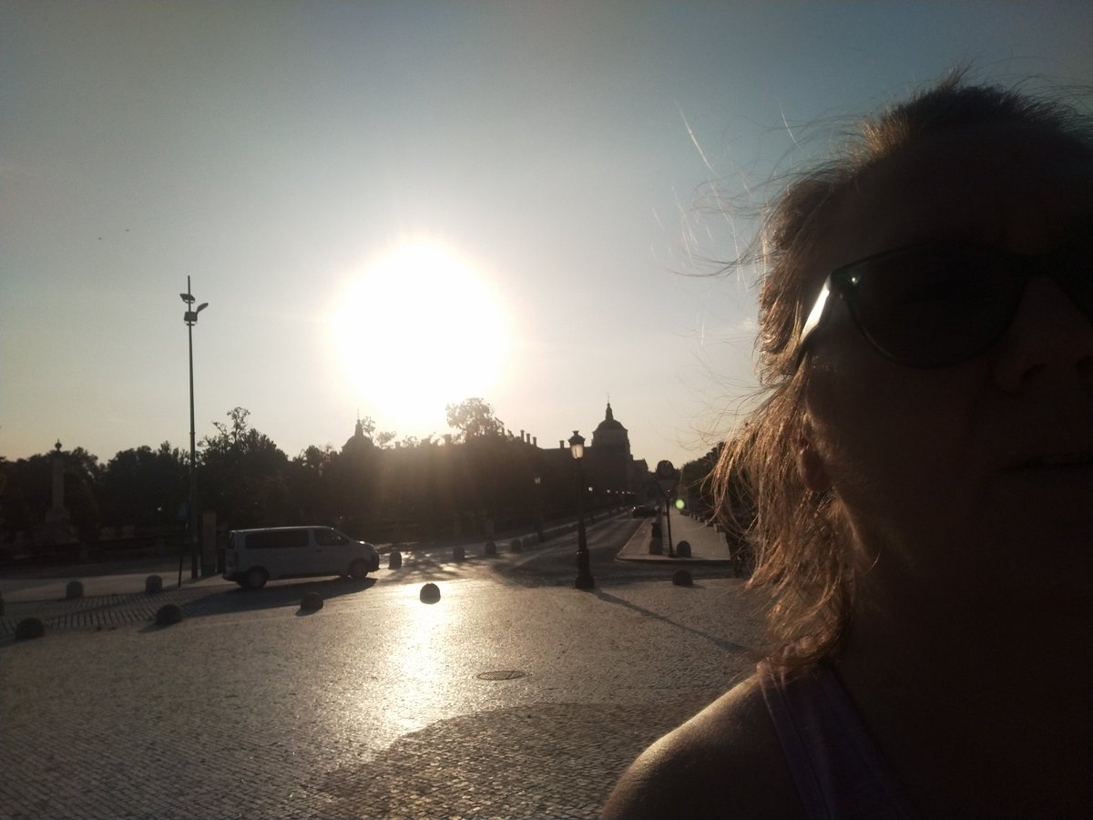 osagnios's tweet photo. De repente
No oirás el trino
Ni verás la puesta de sol
No sentirás
Ni recordarás lo sentido
Tienes que hacerlo ya 
Porque tarde o temprano será. https://t.co/GmHYHQauZw